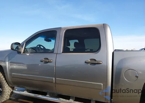 2008 Chevrolet Silverado 1500 Lt1 z USA, uszkodzony, nr VIN 3GCEC13C58G236188